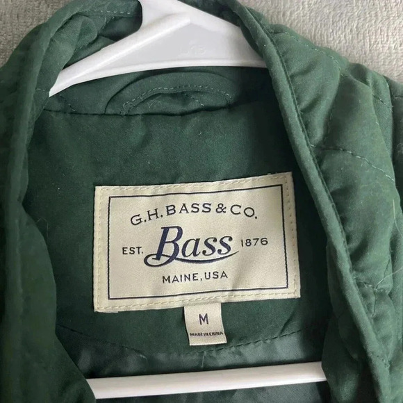 GH Bass Quilted Vest Womens M Snap Button Insulated Lightweight Puffer Packable - Picture 2 of 7